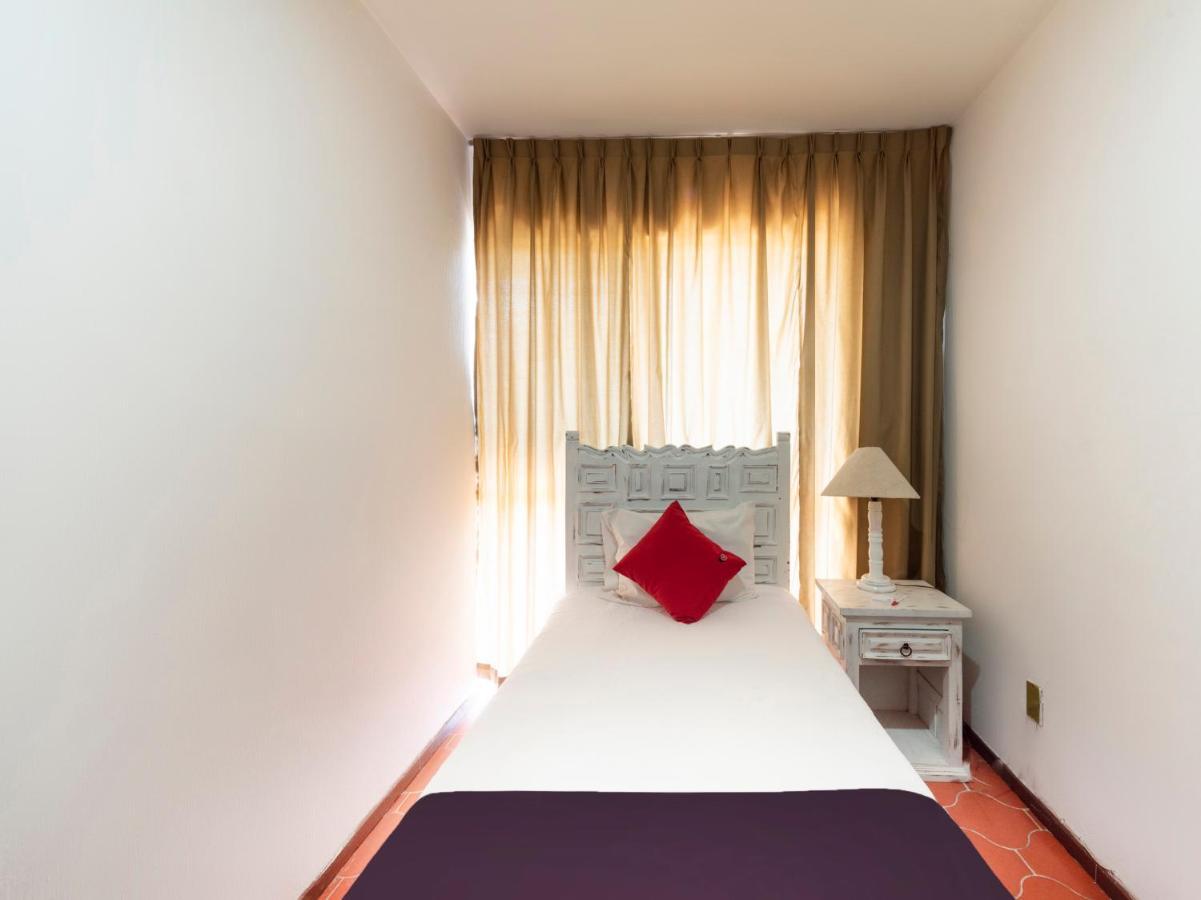 Suites Internacional Zapopan Exterior foto