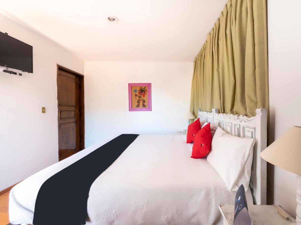 Suites Internacional Zapopan Exterior foto