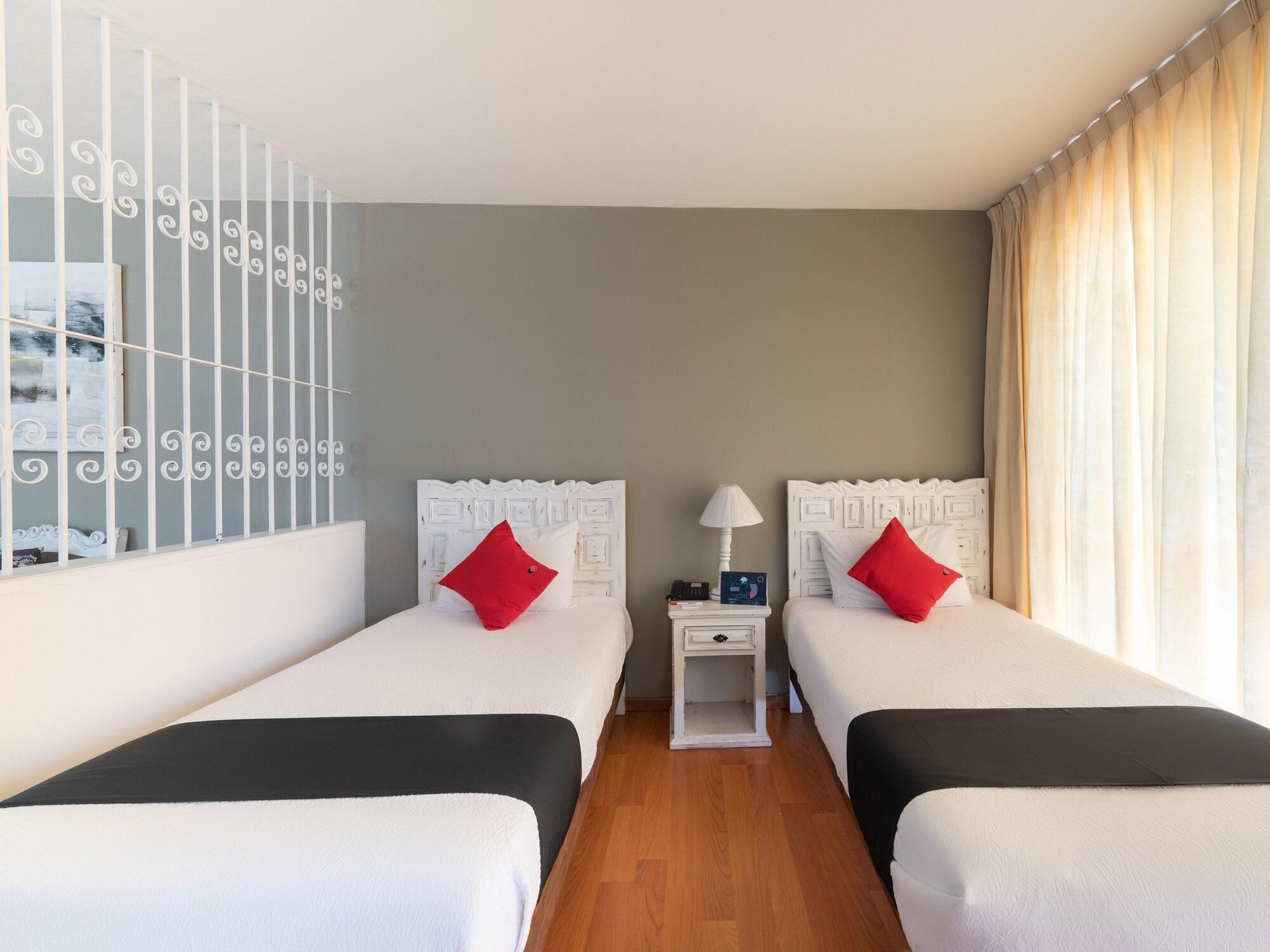 Suites Internacional Zapopan Exterior foto